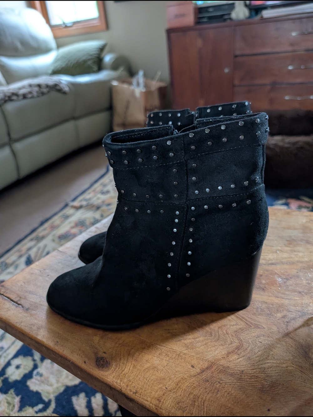 NWOT DOLCE By Mojo Moxy Studded Wedge Suede & Zip Up Ankle Boots